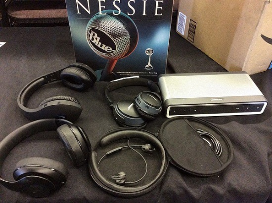 Nessie usb microphone in box,bose,velodyne,beats headphones, Bose ear buds and bose soundlink  speak