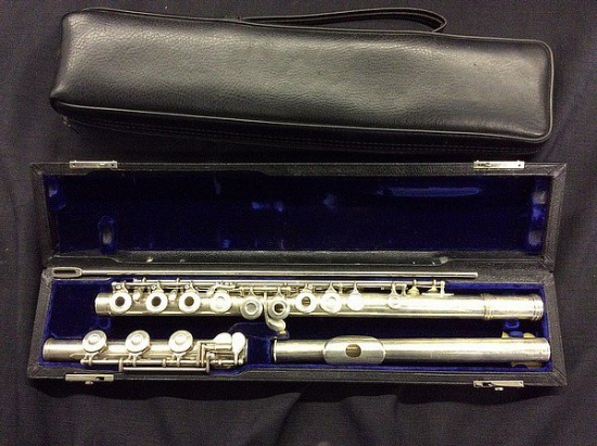 Gemeinhardt flute with case and carry bag
