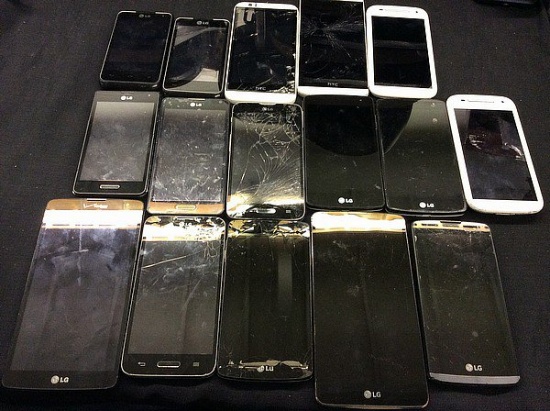 16 cell phones,lg,htc,motorola,some parts missing