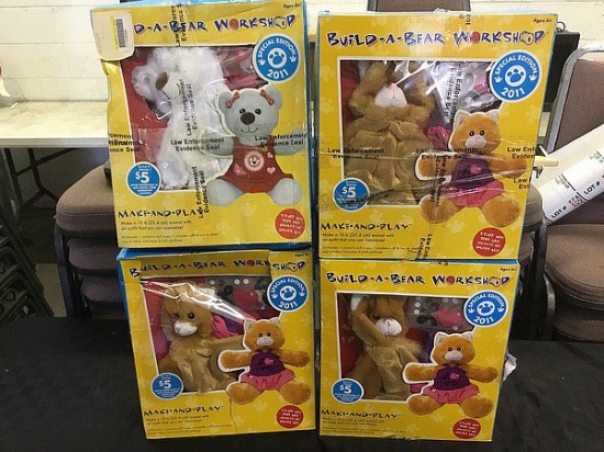 4 build a bear workshop make and play bears,in boxes