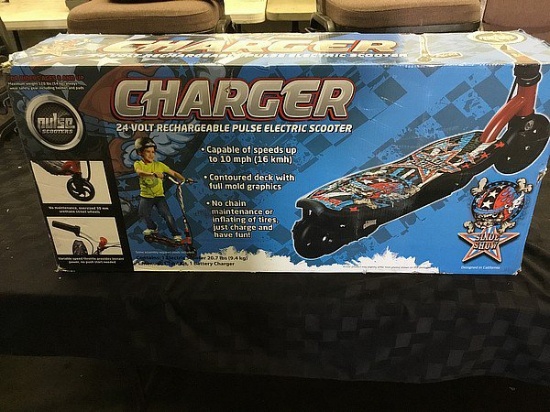 Charger 24 volt rechargeable pulse electric scooter, New in box