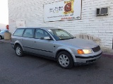 2000 VOLKSWAGEN PASSAT WAGON