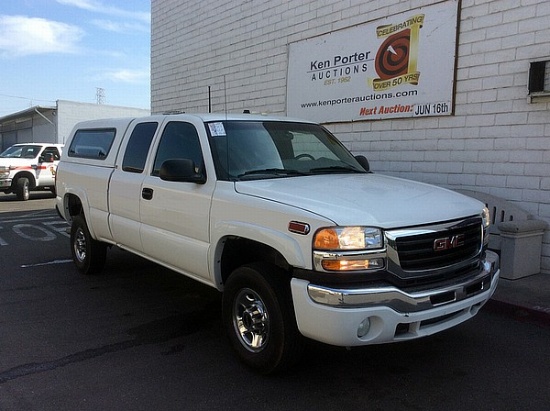 2004 GMC SIERRA 2500