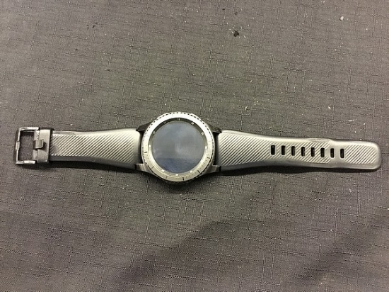 Samsung gear S3 smartwatch, possibly locked