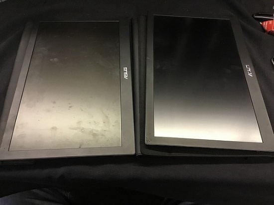 2 asus MB168 portable monitors