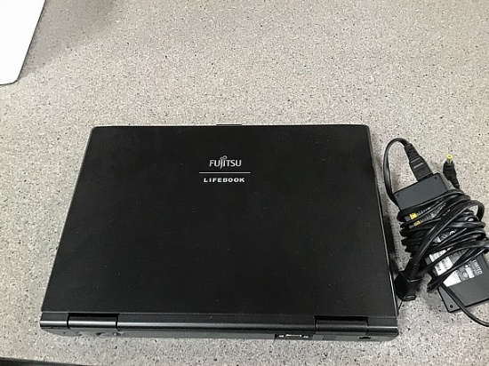 Laptop Fujitsu lifebook