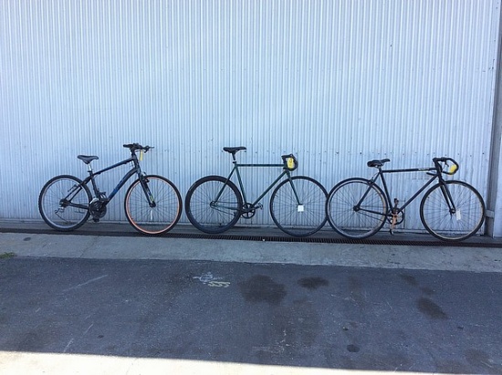 3 bikes, 1 no name, giant, pure fix 3 road bikes