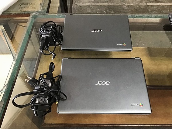 Two acer chrome mini laptops with charger