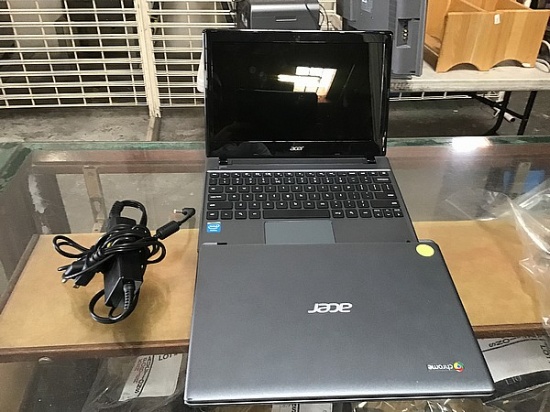 Two acer chrome mini wifi laptop with charger