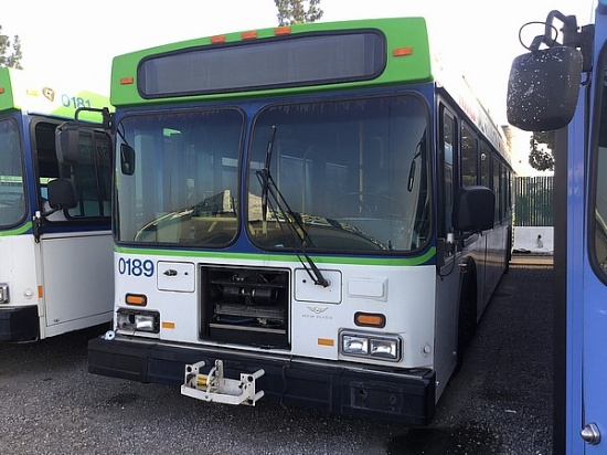 2005 NEW FLYER C40LF