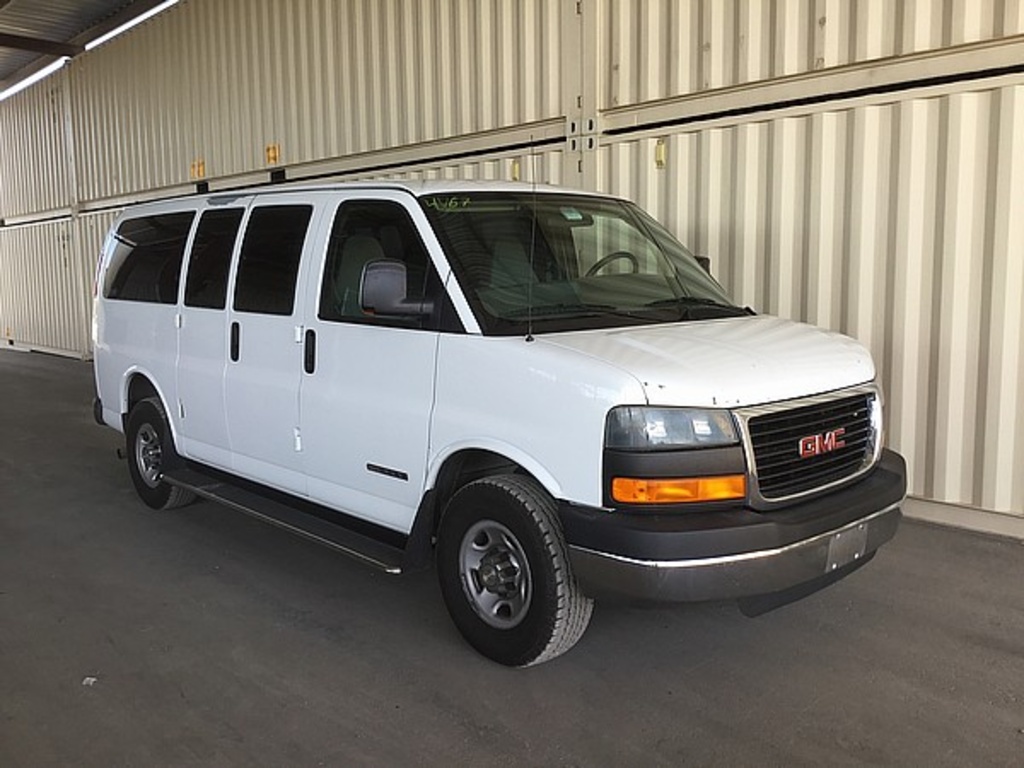 2005 gmc savana 3500