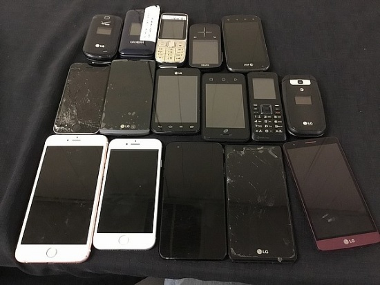 16 various cell phones,couple have cracked screens, Possibly locked,activation unknown
