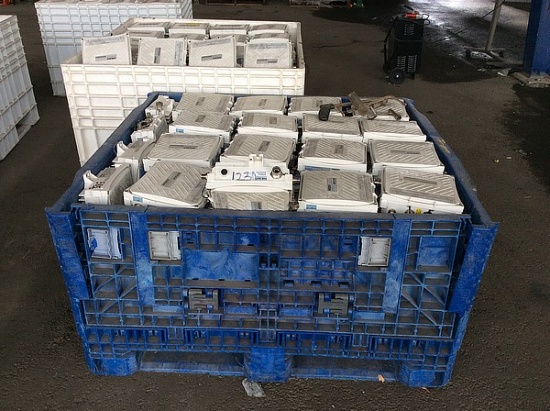 2 Crates of Aruba msr2000 routers (Crate not included)