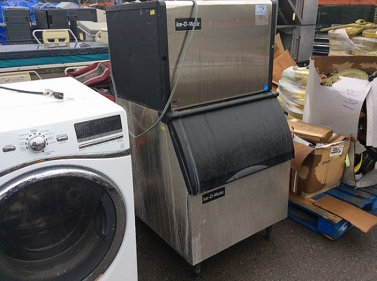 ICE-O-MATIC ICE MACHINE