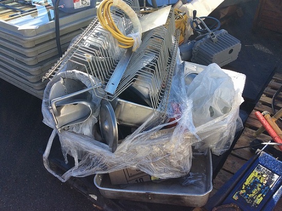PALLET OF RESTAURANT EQUIPMENT
