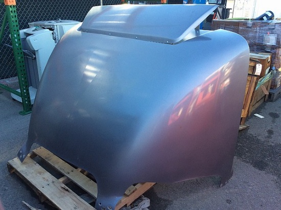 SEMI-TRUCK AIR DEFLECTOR
