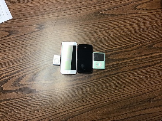 Two iPhones and two iPods