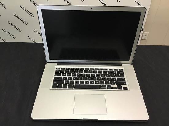 Apple MacBook Pro,model A1286,no plug