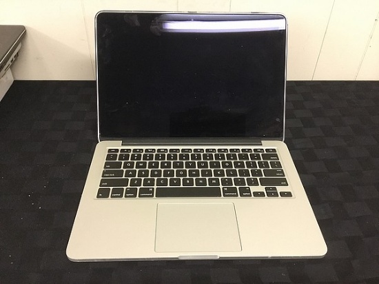 MacBook Pro HARD DRIVE POSSIBLY REMOVE Possibly locked, no charger, some scratches