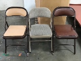 Box of assorted folding chairs (18 chairs box not included)