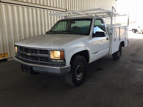 2000 CHEVROLET 3500 CHEYENE