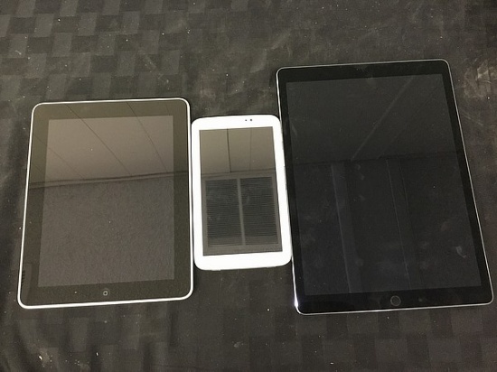 3 tablets,Samsung 16gb model SMT217S IPad 64gb A1219, IPad A1584,posiibly locked