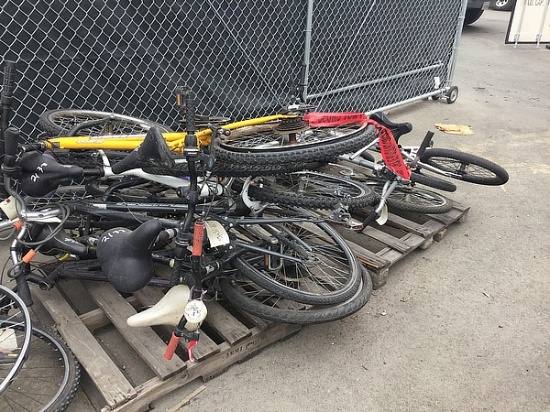 2 pallets of bikecycles