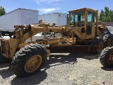 1968 CATERPILLAR ROAD GRADER