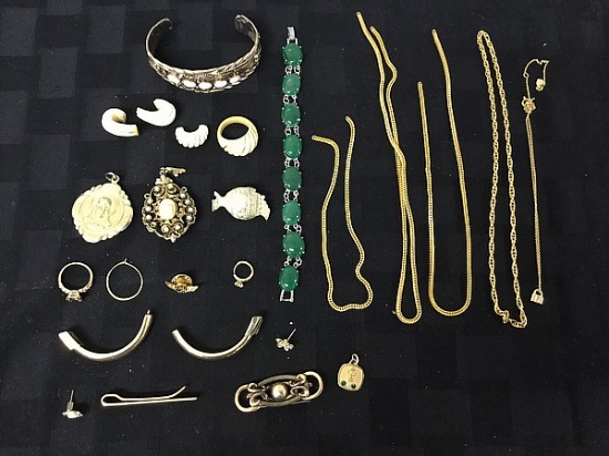 Necklaces, ring, pendant, charm, bracelet