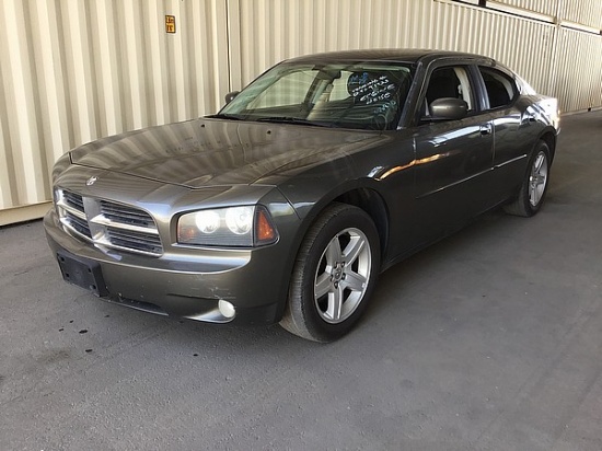 2010 DODGE CHARGER