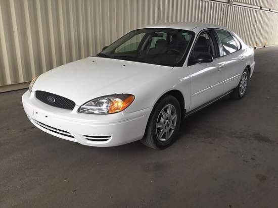 2004 FORD TAURUS LX