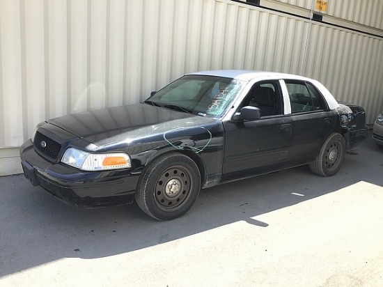 2011 FORD CROWN VICTORIA