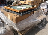 PALLET OF GLASS FOR WINDOWS/DOORS