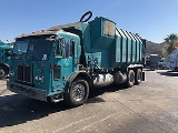 2003 PETERBILT 320