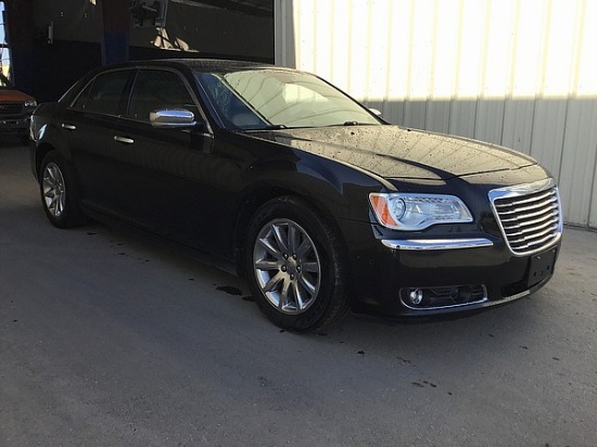 2012 CHRYSLER 300 LIMITED