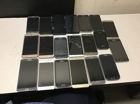 20 Samsung Cellphones Possibly Locked, some damage, unknown activation status