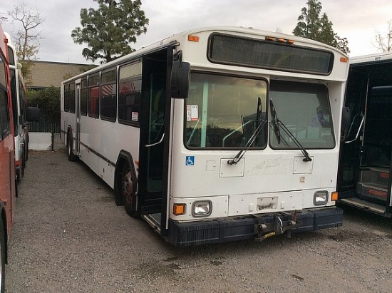 2003 GILLIG PHANTOM