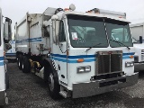 1999 PETERBILT 320