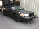 2001 FORD CROWN VICTORIA