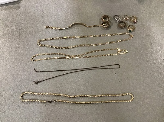 Assorted jewelry