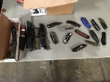 Box of assorted folding knives, hunting knives
