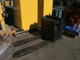 ELECTRIC PALLET JACK NOTE: This unit is being sold AS IS/WHERE IS via Timed Auction and is located i