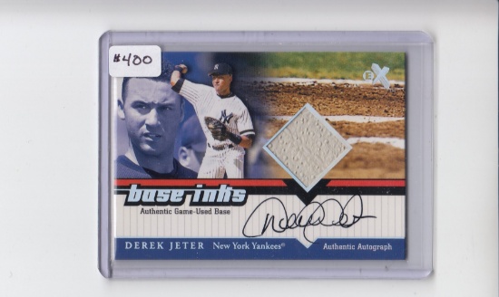 DEREK JETER 2001 FLEER E-X GAME USED BASE AUTOGRAPH CARD