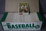 1981 FLEER BO DEREK VENDING CARD BOX OF 400