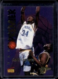 KEVIN GARNETT 1995-96 SIGNATURE ROOKIES ROOKIE CARD