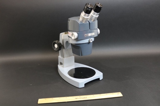 American Optical Laboratory Stereo Microscope