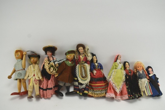 10 Vintage Dolls Of The World