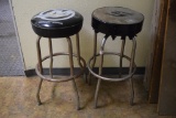 2 Barstools