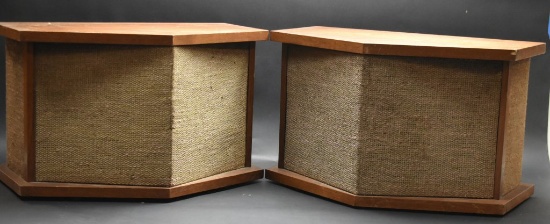 2 Bose Speakers