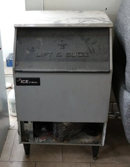 Commercial Ice Machine